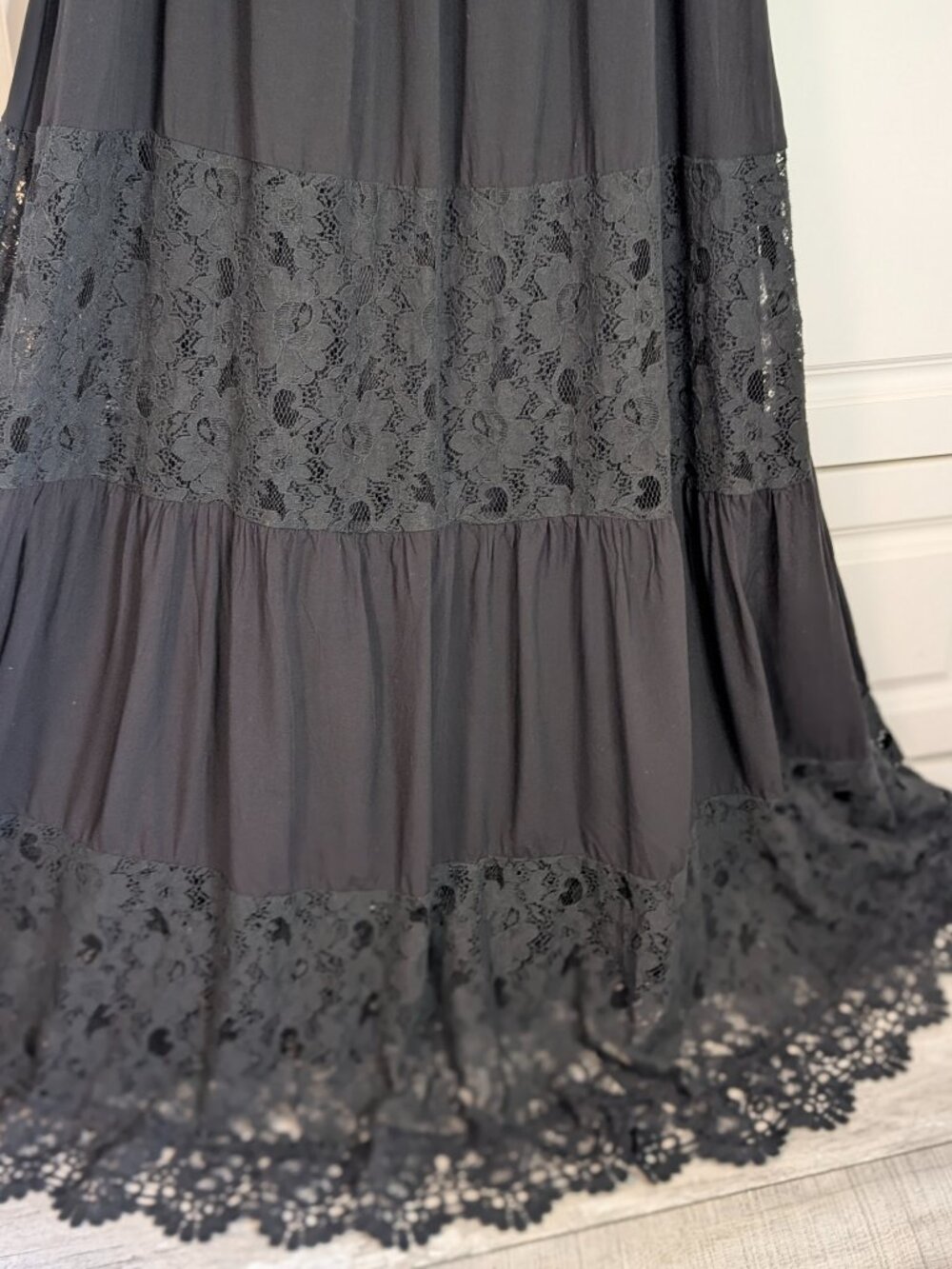 Whimsigoth Lace Tiered Maxi Dress Black XL Dark Boho Gothic Romance EUC 🖤 - Picture 6 of 12